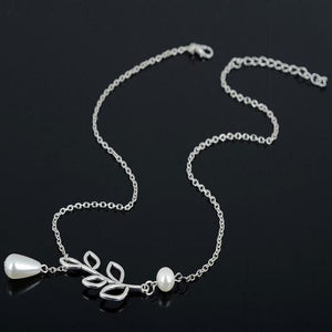 Leaf Pearl Lariat Necklace