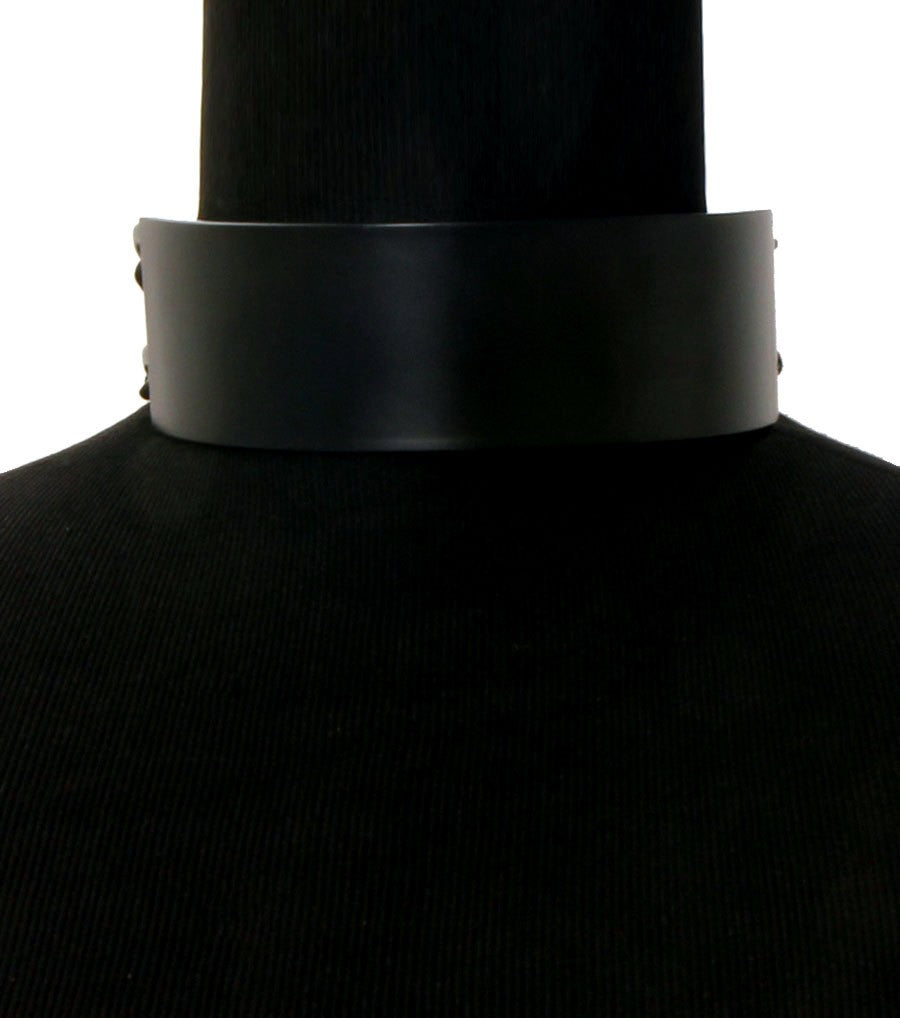 Plate Choker Necklace Color-Matte Black